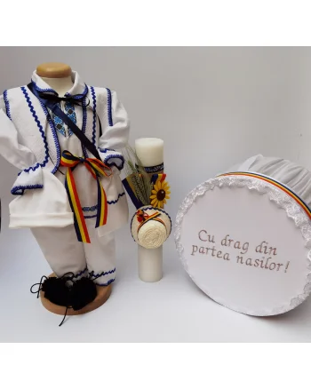 Set Traditional Botez - Costumas baietel Cutie pentru trusou Lumanare 2