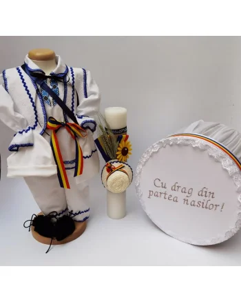 Set Traditional Botez - Costumas baietel Cutie pentru trusou Lumanare 2