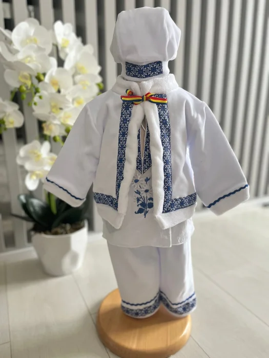 Compleu traditional baietel Bogdan 5