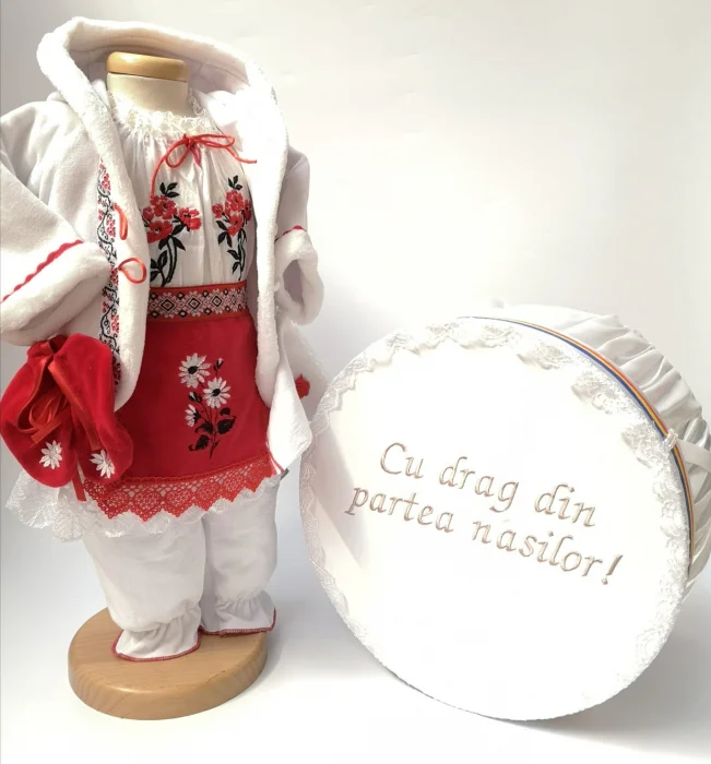 Set Traditional Botez  Fetita - Costumas + Cutie trusou
