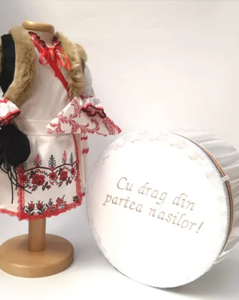 Set Traditional Botez  Fetita - Costumas + Cutie trusou 3