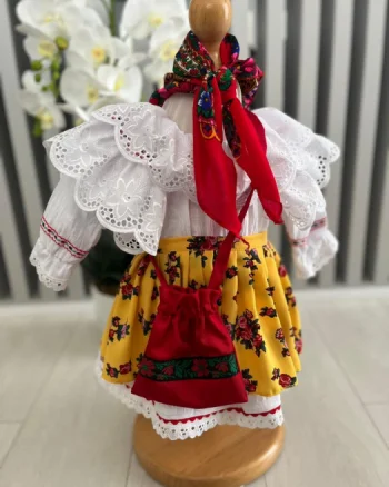 Compleu traditional bebelusi - Antonia 3