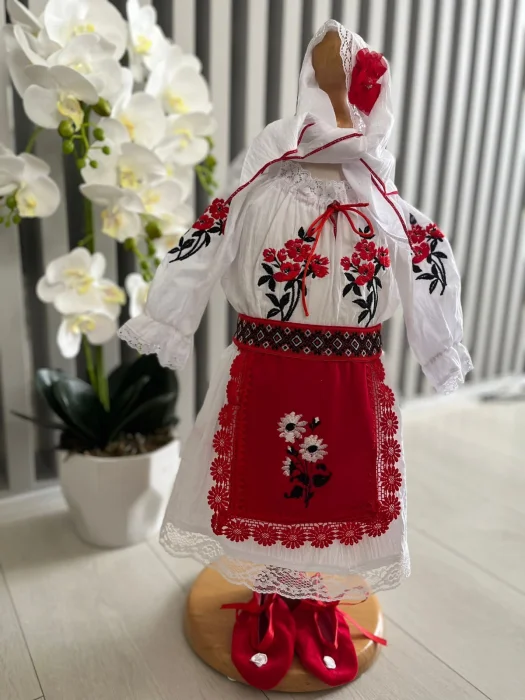 Compleu traditional Aglaia