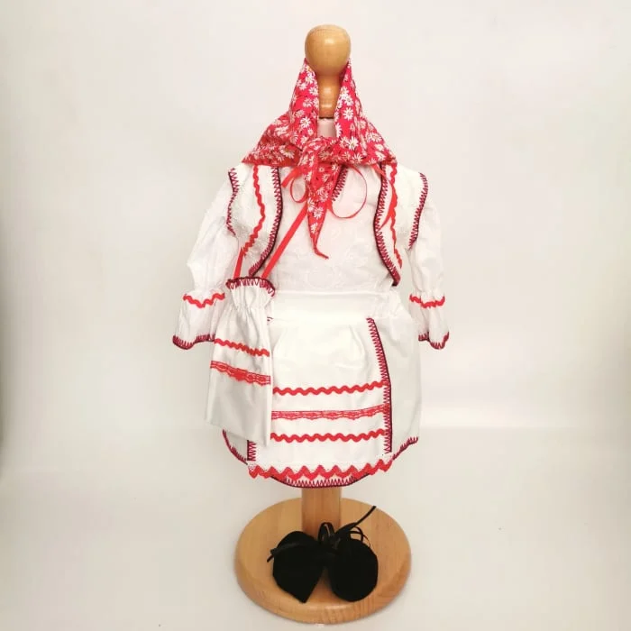 Compleu traditional Aglaia  3