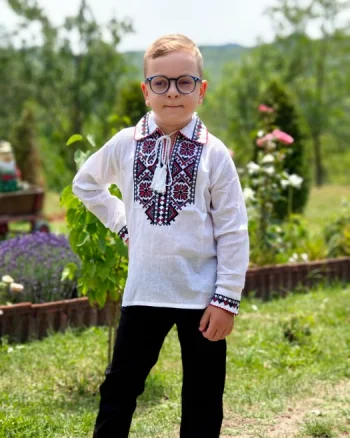 Ie traditionala baieti  Ciprian 4