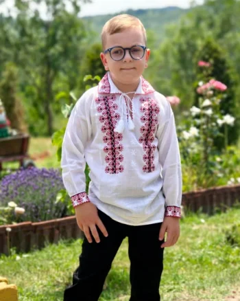 Ie traditionala baieti Mircea 4