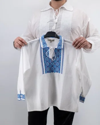 Ie traditionala baieti Amir