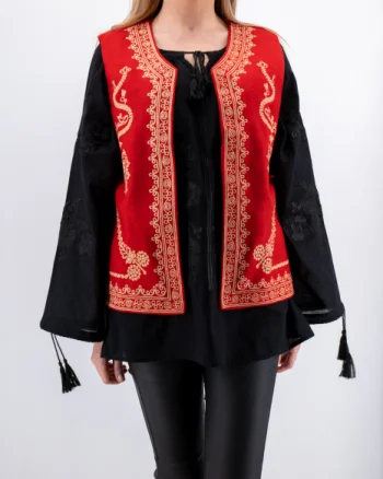 Vesta brodata cu model traditional Constantina 4