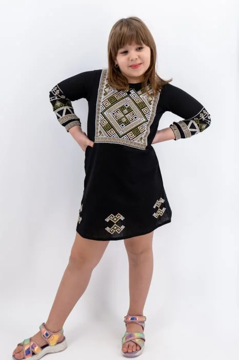 Rochie traditionala fetite Roza 2