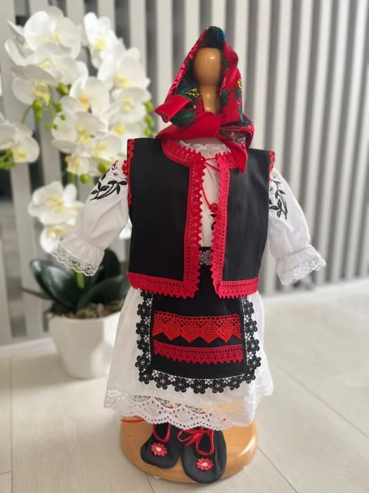 Compleu traditional Ioana 13