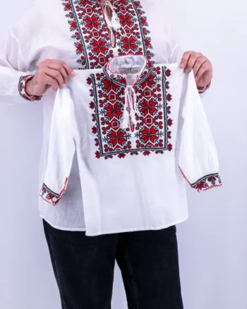 Ie traditionala baieti Iustin 2