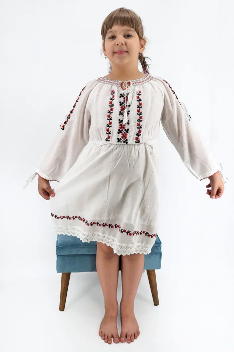 Rochie traditionala fetite Ada 2