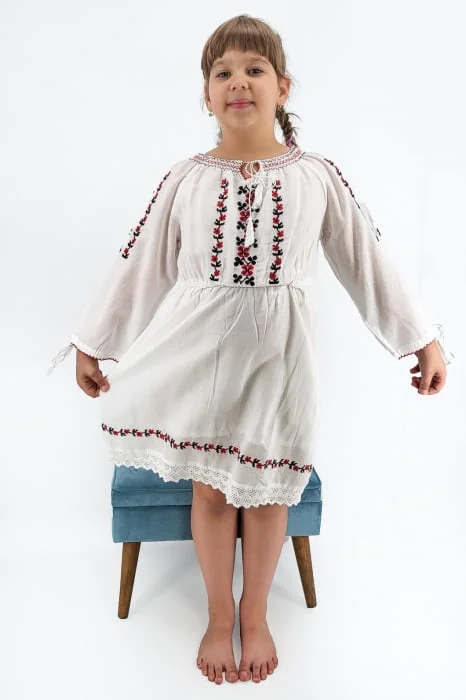 Rochie traditionala fetite Ada 2
