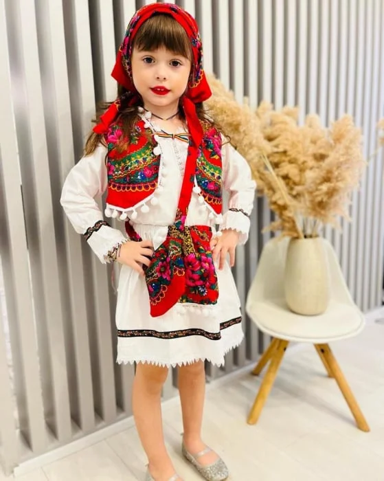 Compleu traditional Ioana 15