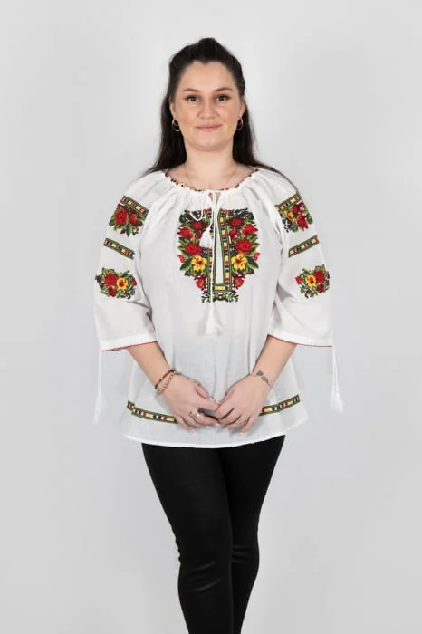 Ie Traditionala Ianina 21