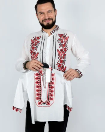 Ie traditionala baieti Mircea 6