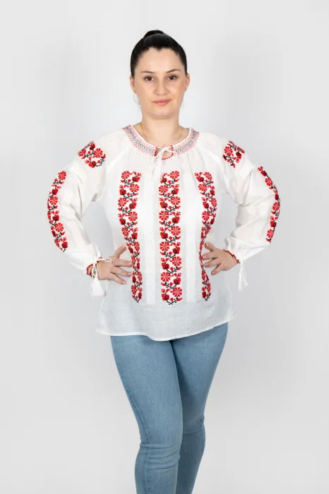 Ie Traditionala Fabiola 3
