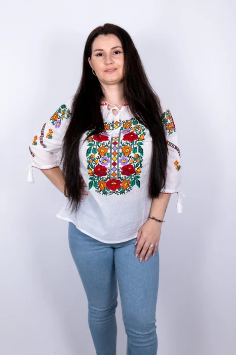 Ie Traditionala Iarina 24