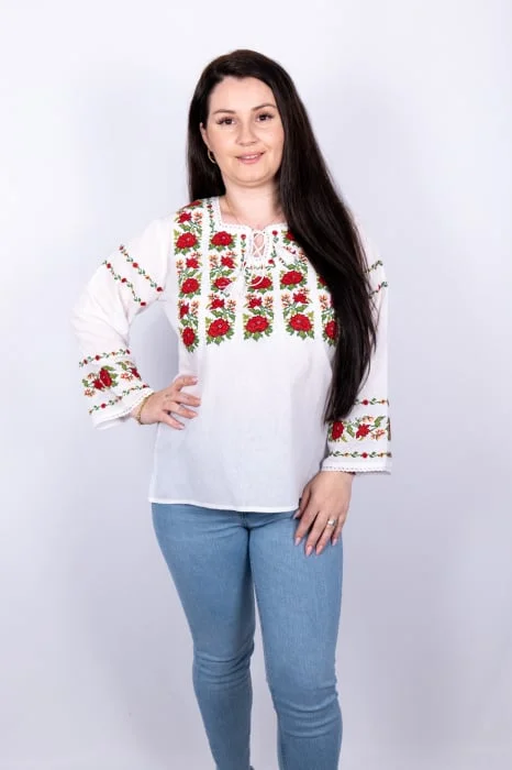 Ie Traditionala Ludmila 2