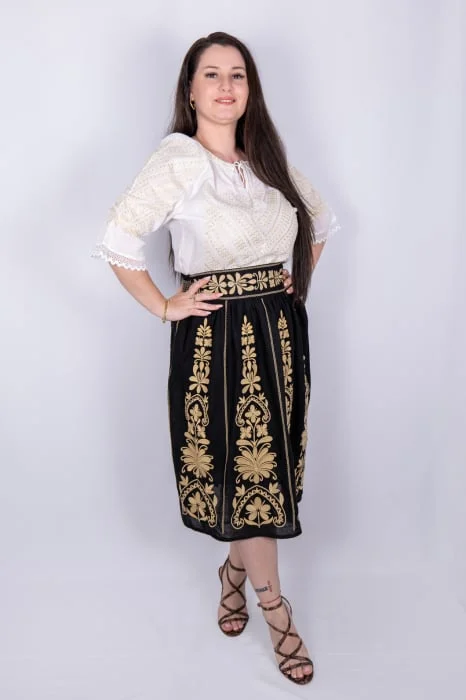 Fusta stilizata cu motive traditionale Tatiana 5