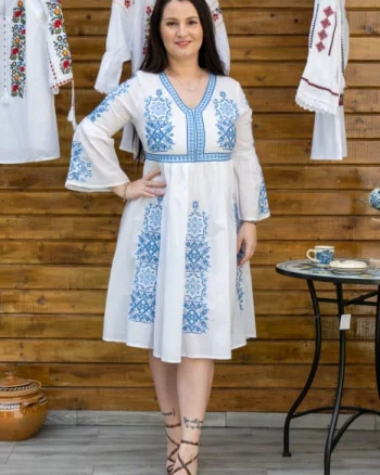 Rochie Traditionala Dorinuta