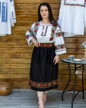 Fusta stilizata cu motive traditionale Filipa