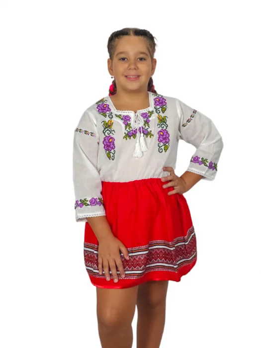 Ie traditionala fetite Fatima 8