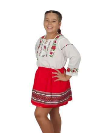 Ie traditionala fetite Fatima 9
