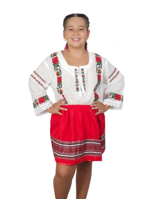 Ie traditionala fetite Fatima 10