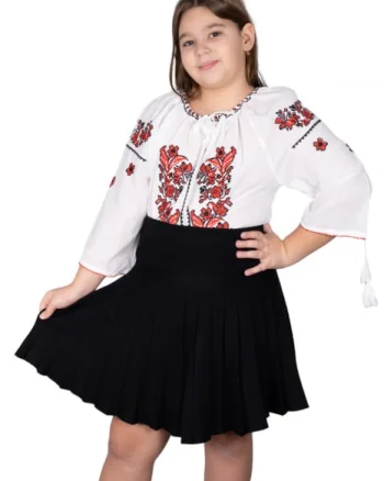 Ie traditionala fetite Steluta 6