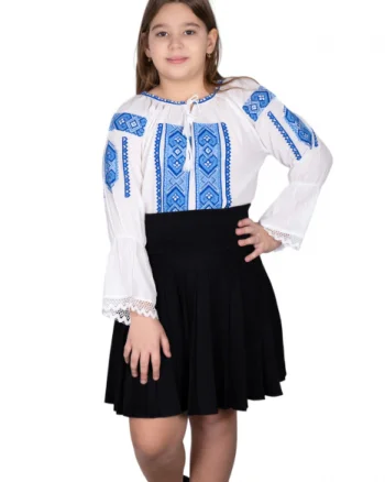 Ie traditionala fetite Mariana 2
