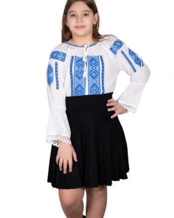 Ie traditionala fetite Mariana 2