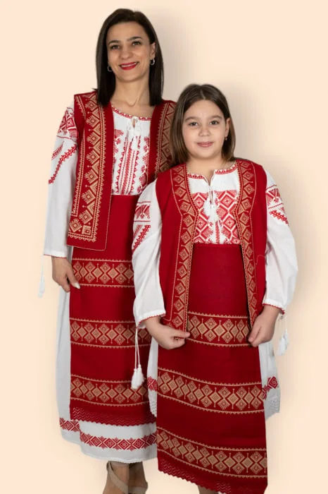 Set Traditional Mama   fiica Rochie, vesta si fote Olguta 3
