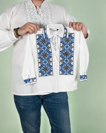 Ie traditionala baieti Bono