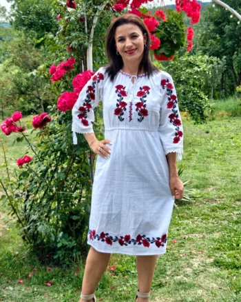 Rochie Traditionala Lacramioara 5