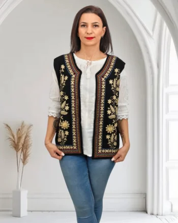 Vesta brodata cu model traditional Alina 22