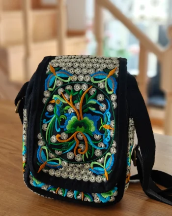 Geanta brodata traditional 17