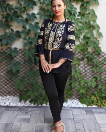 Bluza brodata Madelin 8