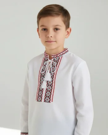 Ie traditionala baieti Tudor 2