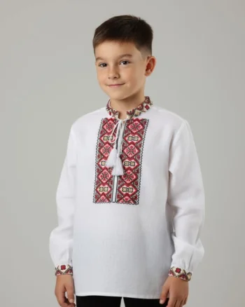 Ie traditionala baieti Tudor 5