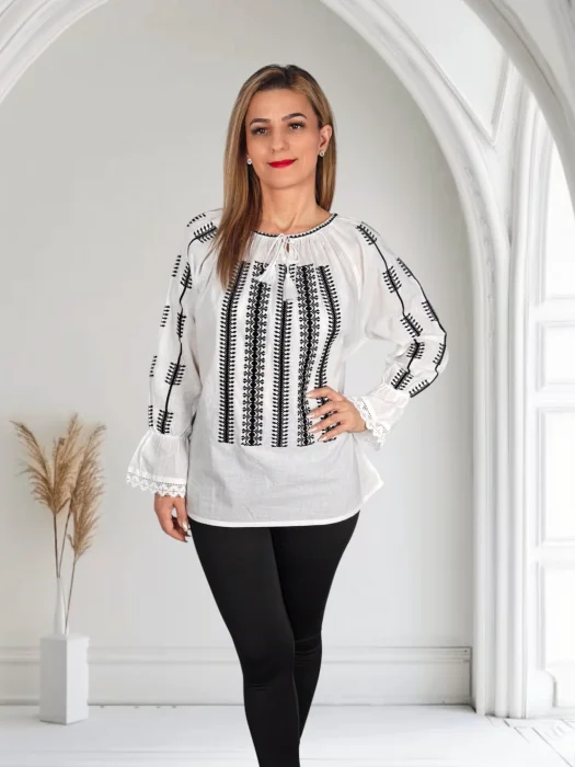 Ie Traditionala Corina 33