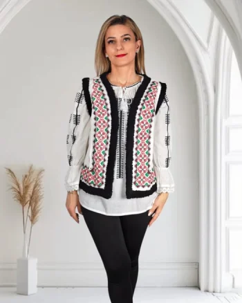 Vesta brodata traditional Dorina 2