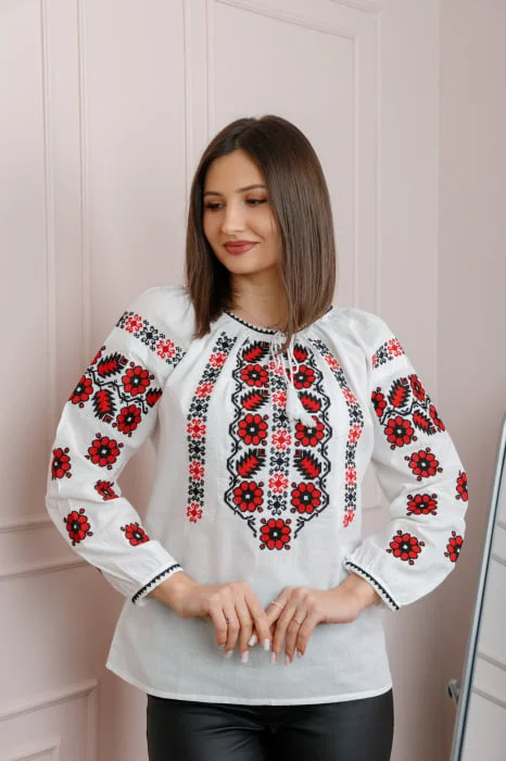 Bluza tip ie alba cu motiv floral rosu Magdalena