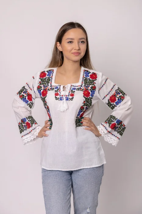 Bluza alba cu motiv floral multicolor Clarisa - maneca lunga