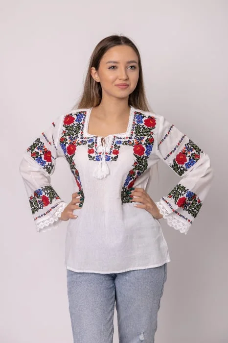 Bluza alba cu motiv floral multicolor Clarisa - maneca lunga
