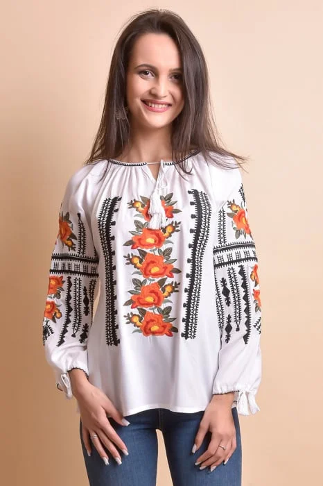 Ie traditionala alba cu motiv floral portocaliu Margareta