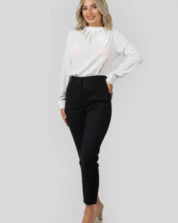 Pantaloni negri cu talie inalta si cusaturi decorative