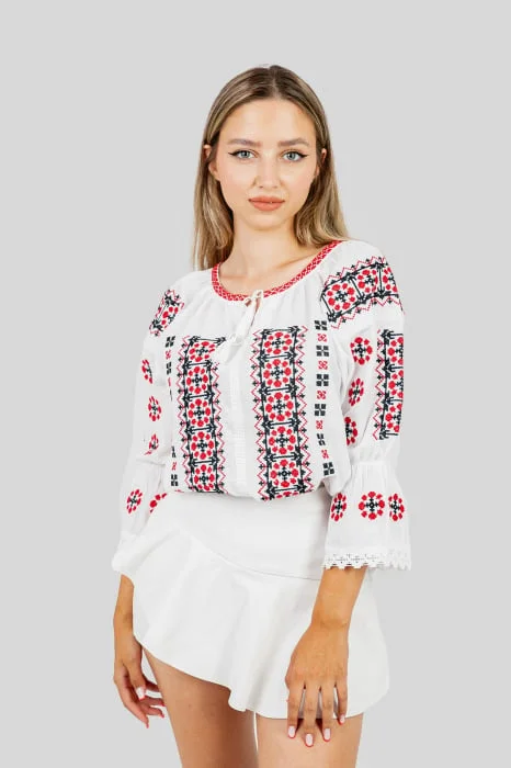 Ie traditionala alba cu motiv geometric rosu Lorelai 02