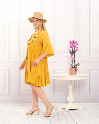 Rochie galbena boho chic cu aplicatie florala cusuta