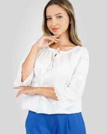 Ie traditionala alba cu motiv geometric alb Clara
